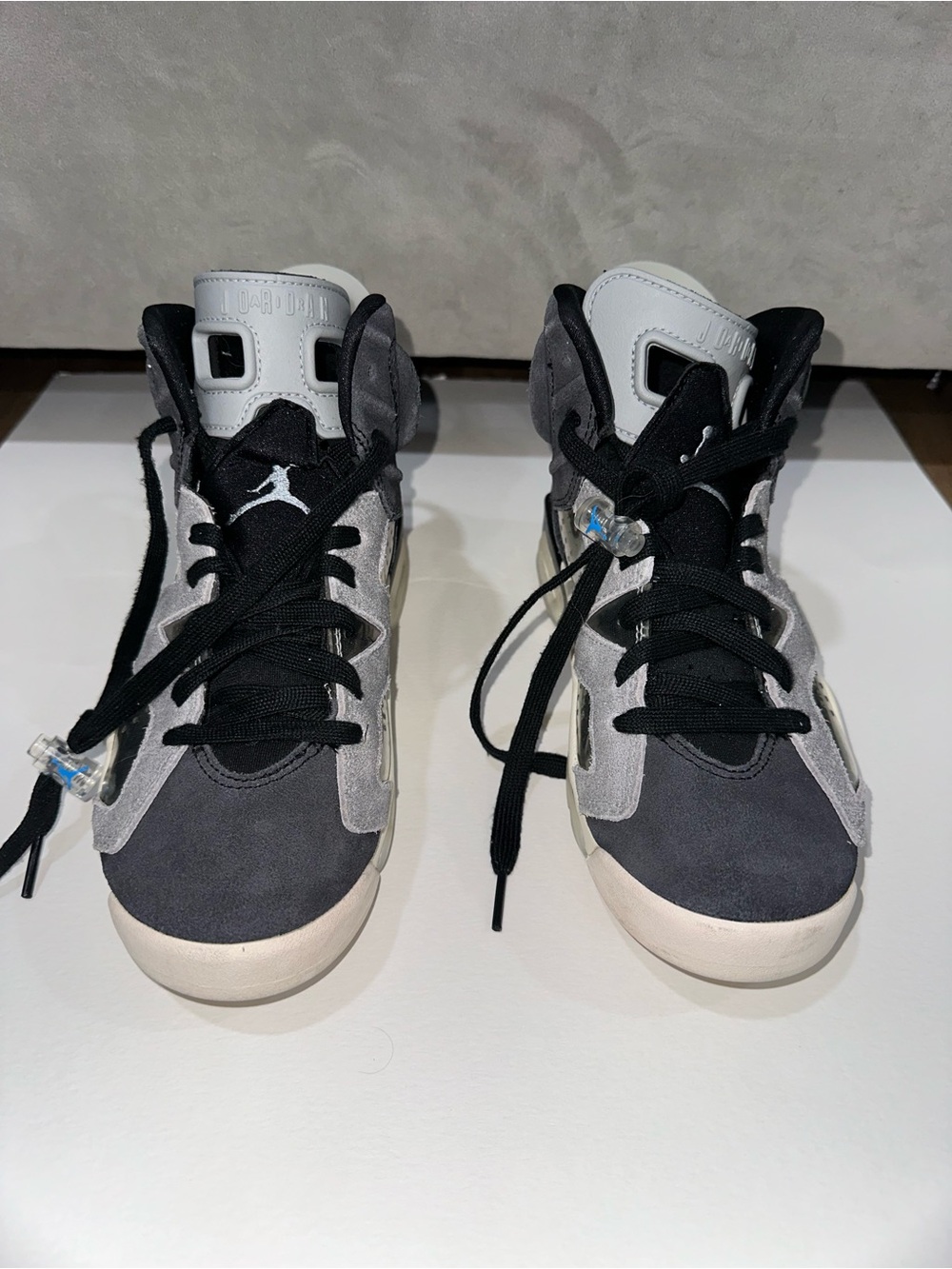 Air Jordan 6 Retro 'Tech Chrome' sneakers